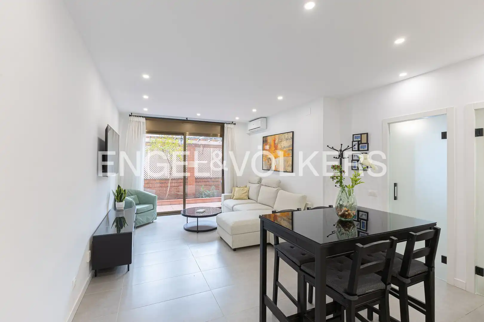 Living room of Flat for sale in Barcelona  with Air Conditioner, Heating and Terrace