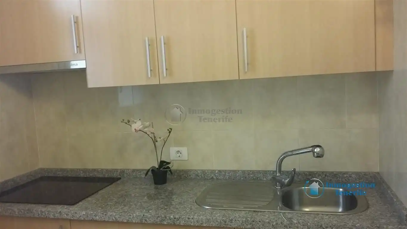 Planta baja de alquiler en Casiano Alfonso Hernández, Las Galletas