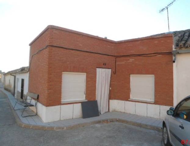 Casa-chalet en Venta en Calle Carretoro, 10 en Pedrosa del Rey