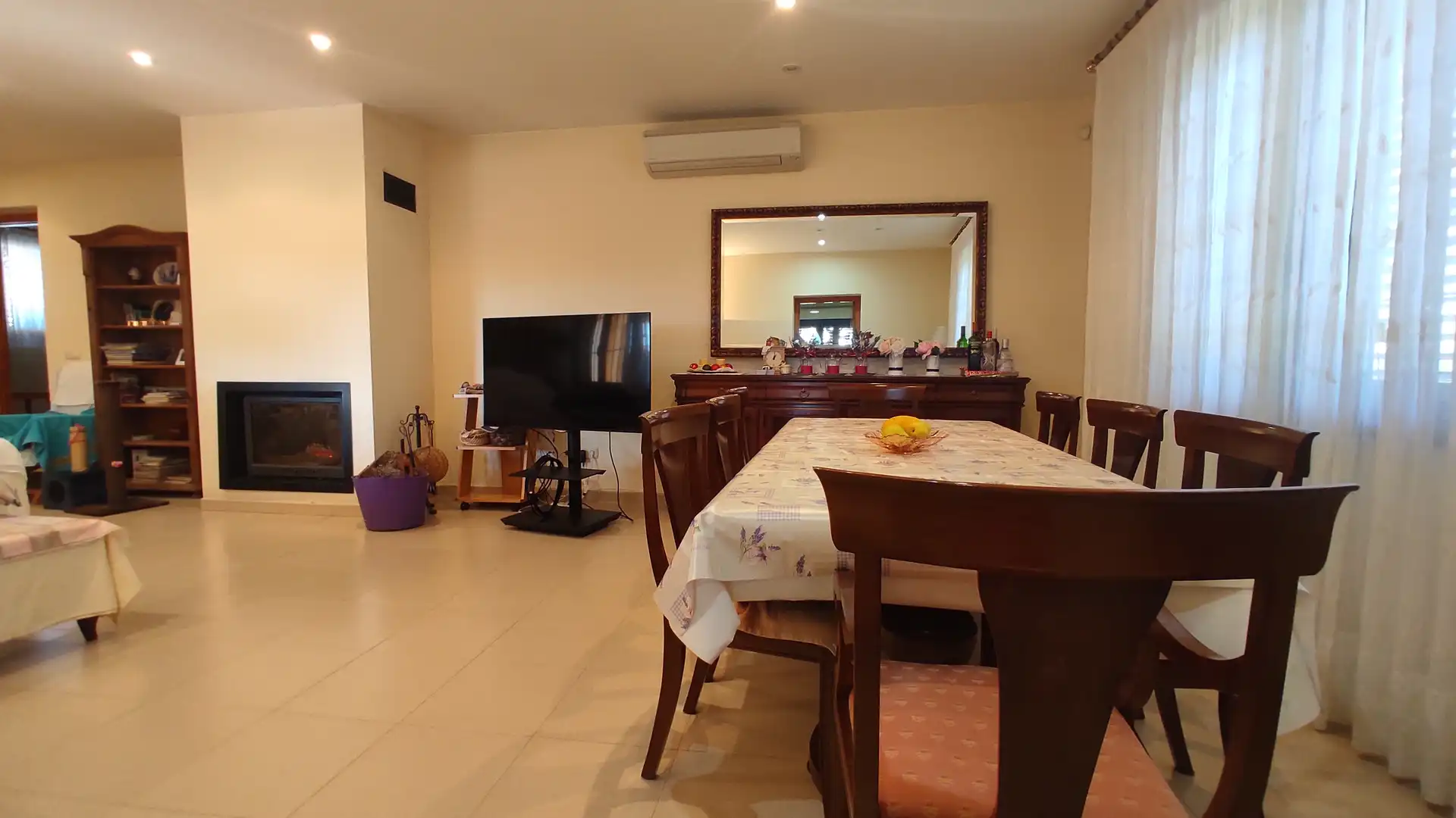 Esszimmer von Country house zum Verkauf in Roda de Berà mit Klimaanlage, Heizung und Privatgarten