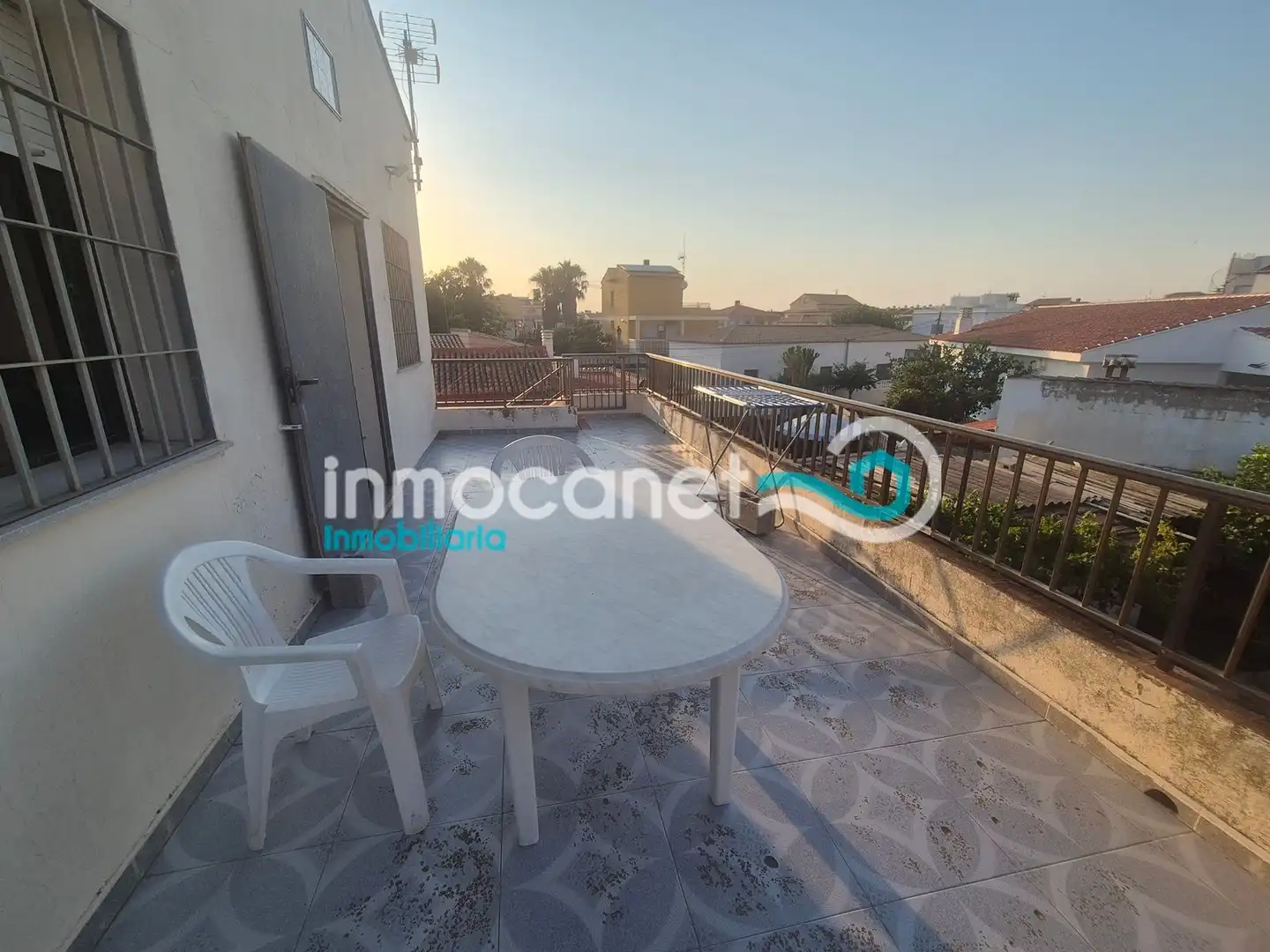 Terrassa de Casa o xalet en venda en Oliva amb Terrassa