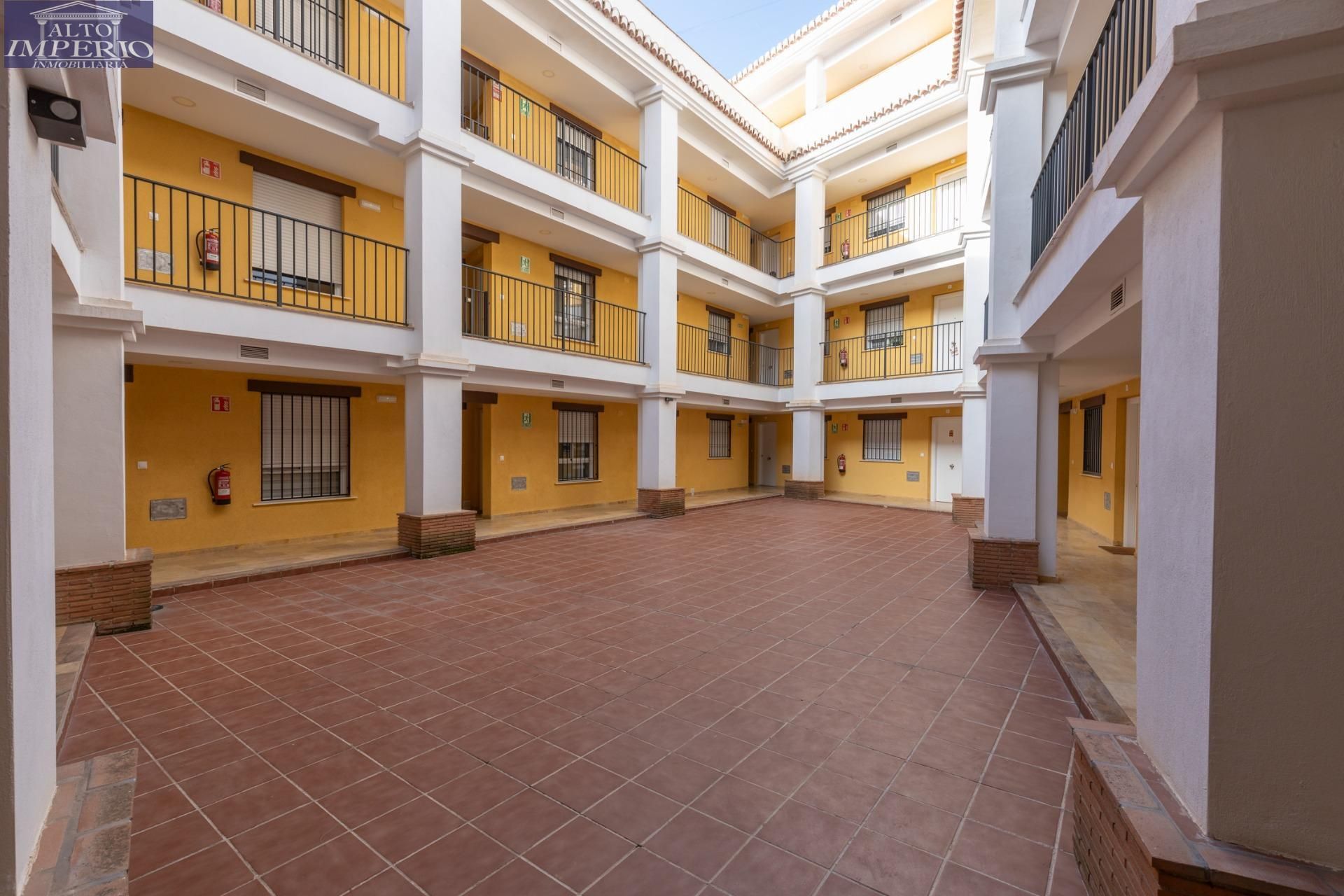 Exterior view of Flat for sale in La Zubia  with Air Conditioner, Terrace and Balcony