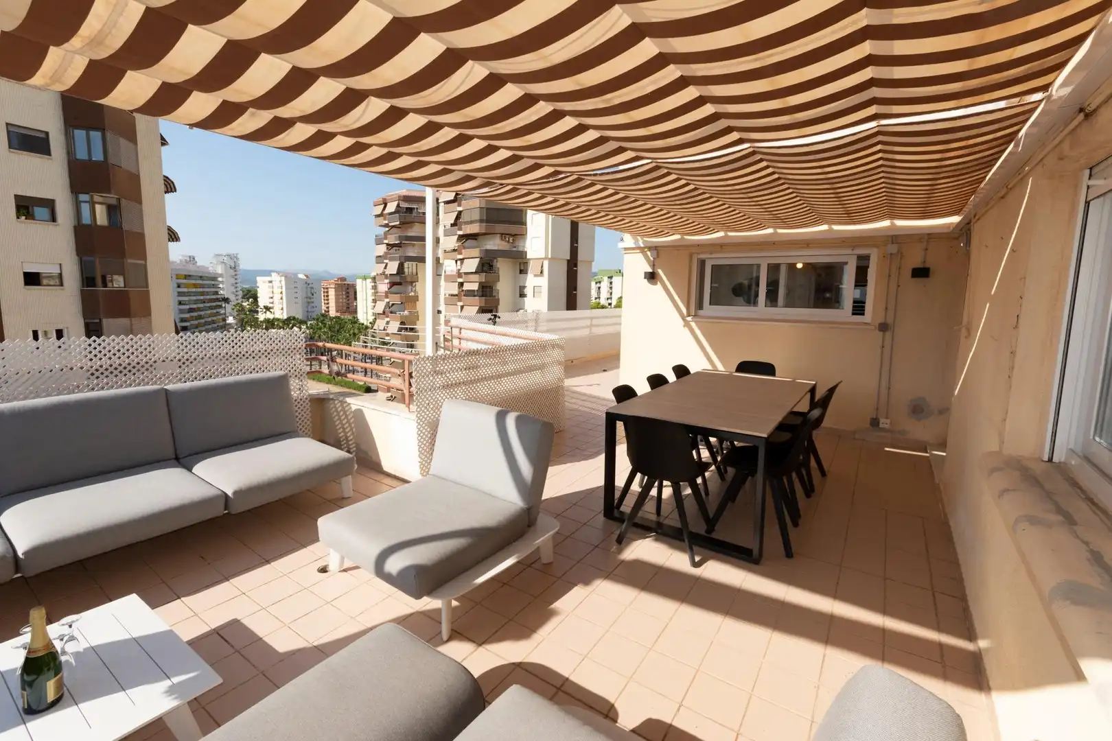 Apartamento con terraza en venta en Avenida del Norte, imagen 3