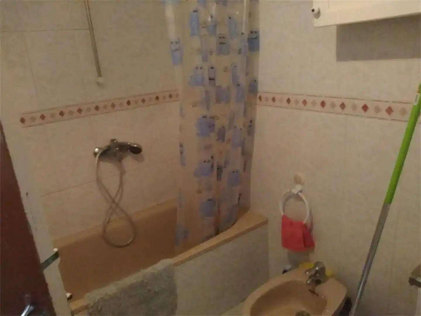 Bany de Finca rústica en venda en Cervera de Pisuerga amb Moblat