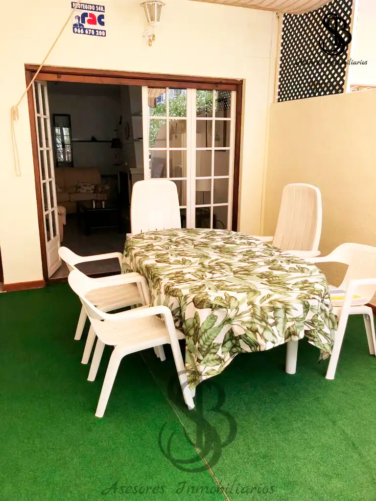 Casa bifamiliare con terrazza in vendita a Avinguda de Portugal, imagen 19