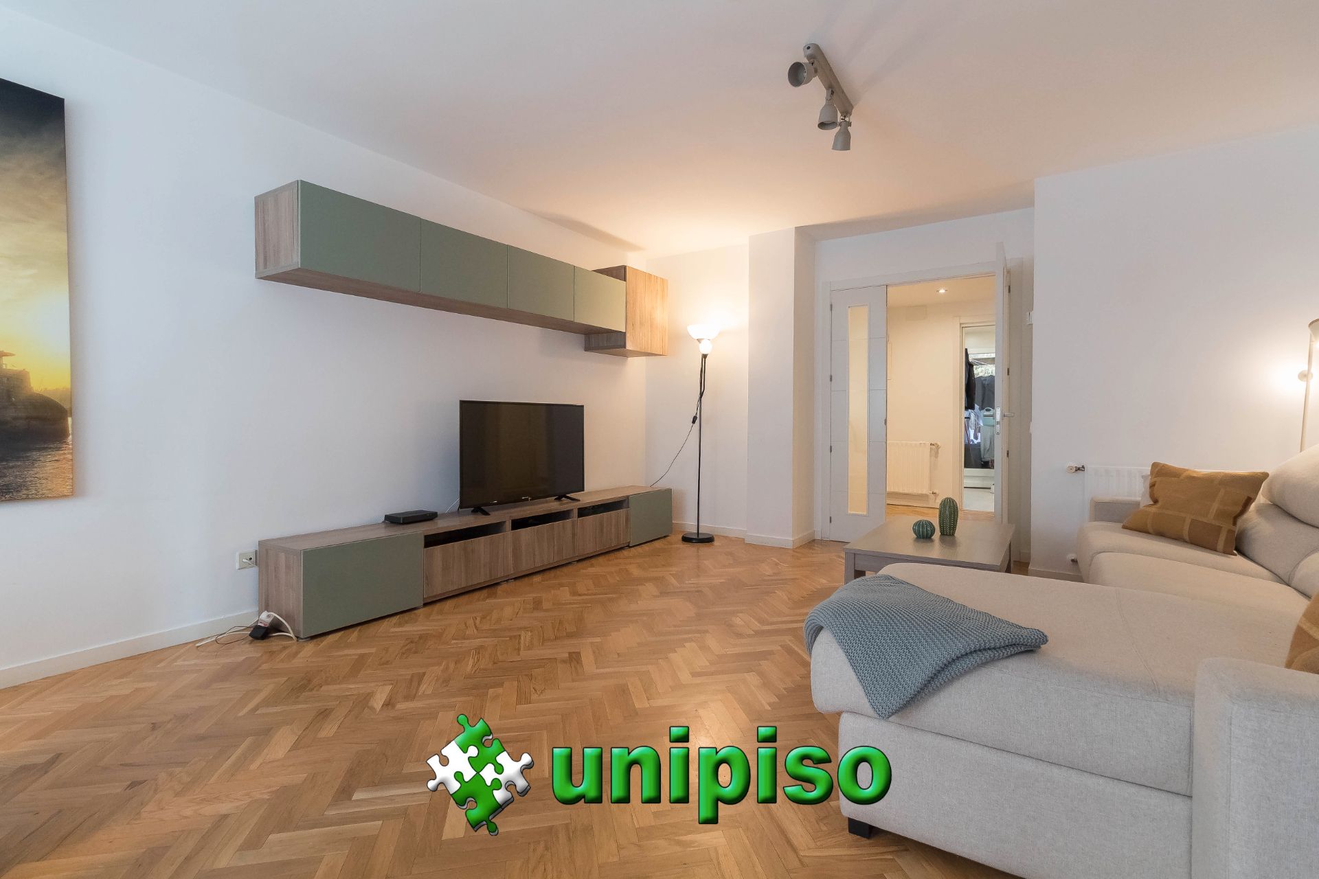 Living room of Flat for sale in Leganés  with Air Conditioner, Private garden and Swimming Pool