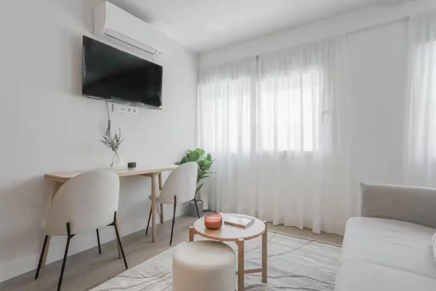 Living room of Study for sale in Madrid  with Heating