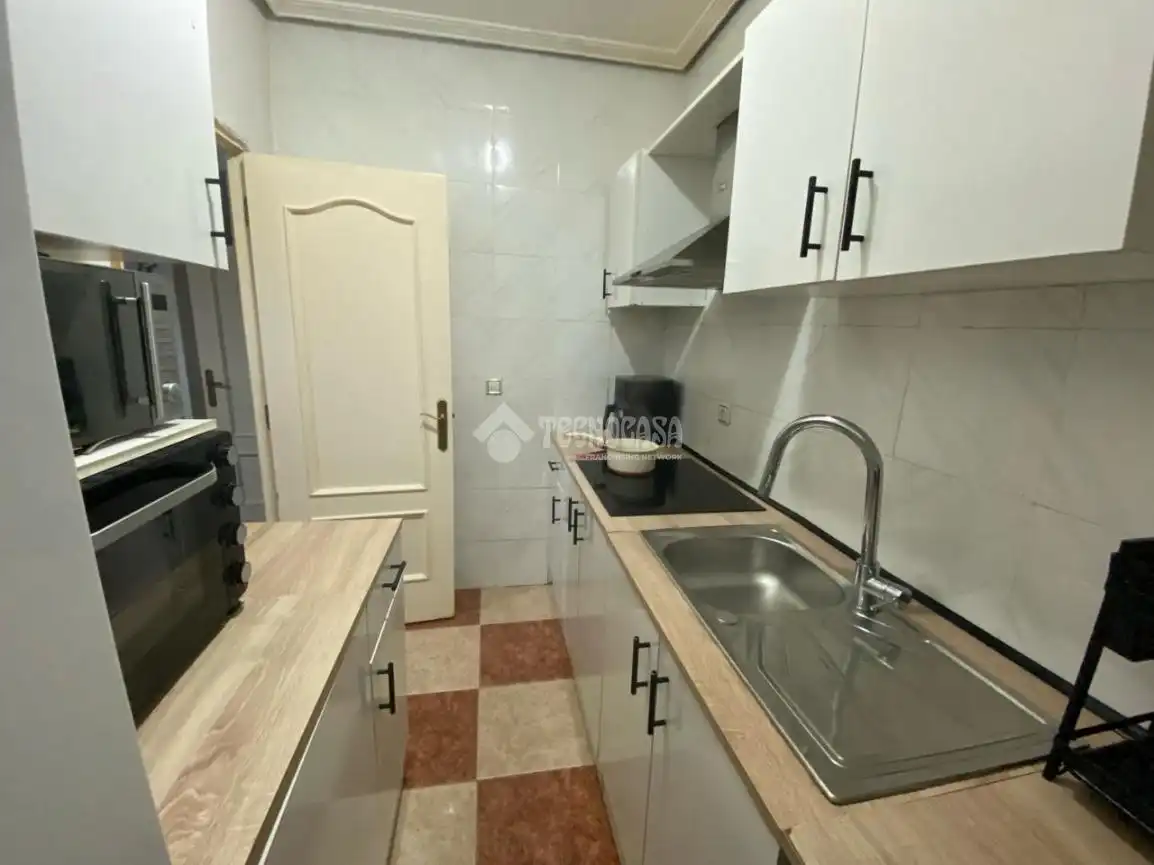 Wohnung zum Verkauf in Ctra. Circunvalación - La Magdalena, imagen 6