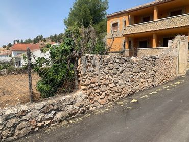 Terreny residencial en venda a Hontoba