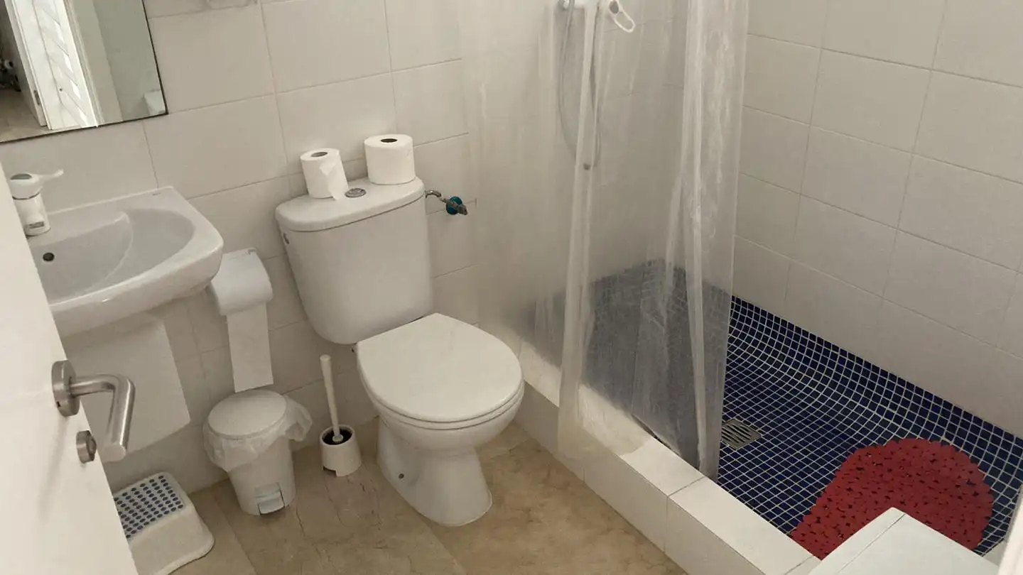 Bany de Casa o xalet de lloguer en Vera amb Aire condicionat, Jardí privat i Terrassa