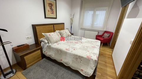 Foto 5 de Piso en venta en Avenida Rosalía de Castro, O Milladoiro, Ames