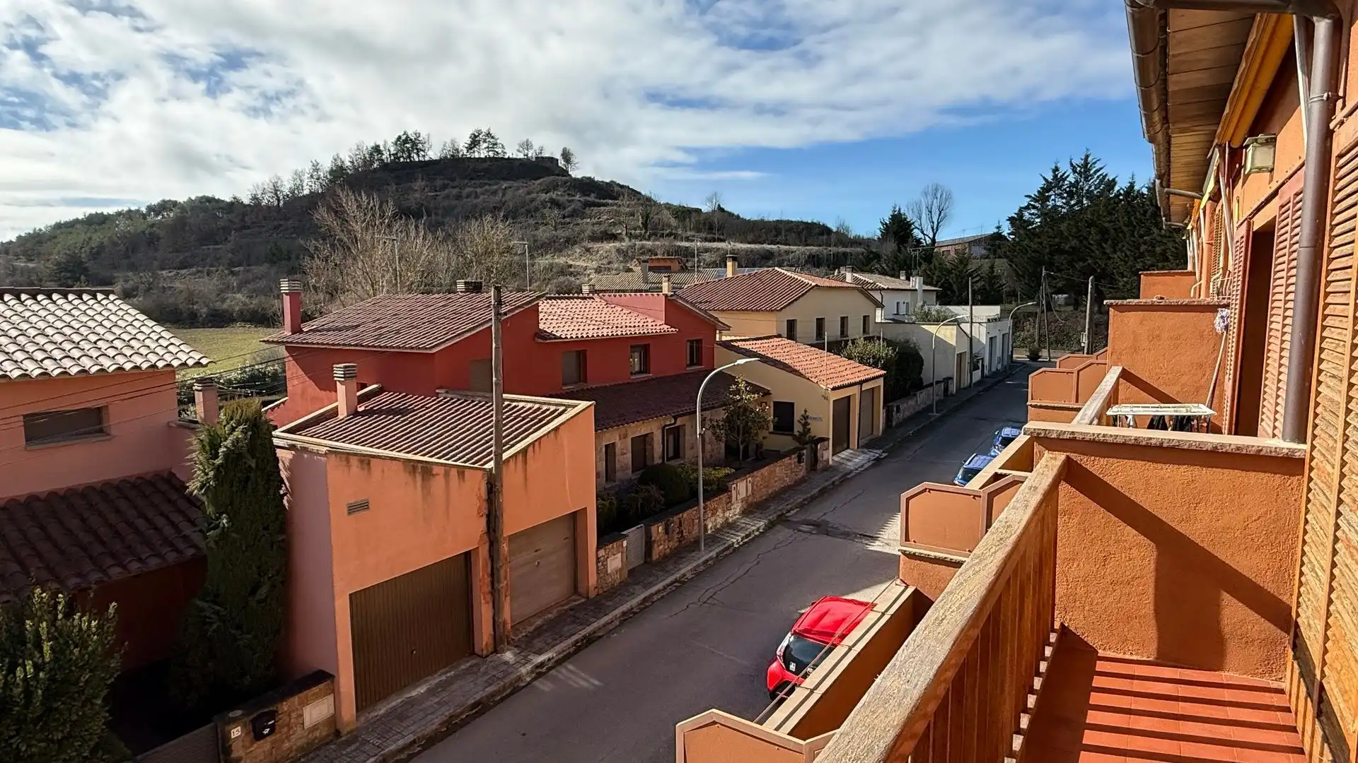 Vista exterior de Pis en venda en L'Estany amb Terrassa