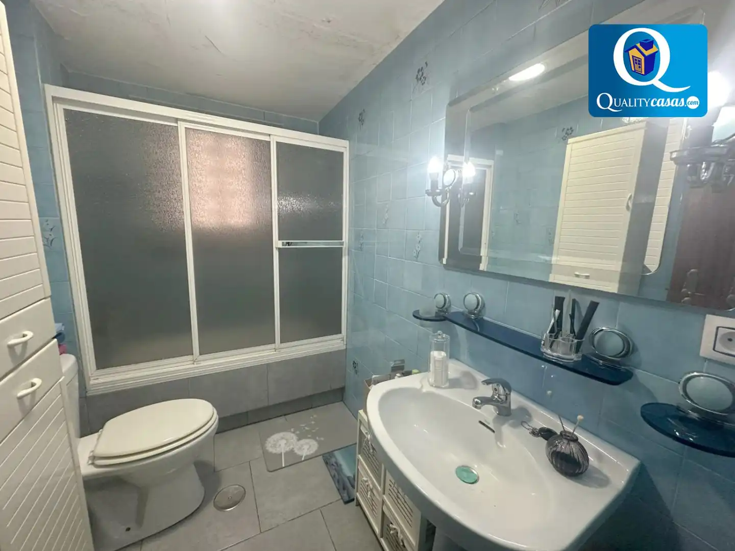 Baño de Piso en venta en Alicante / Alacant con Aire acondicionado y Calefacción
