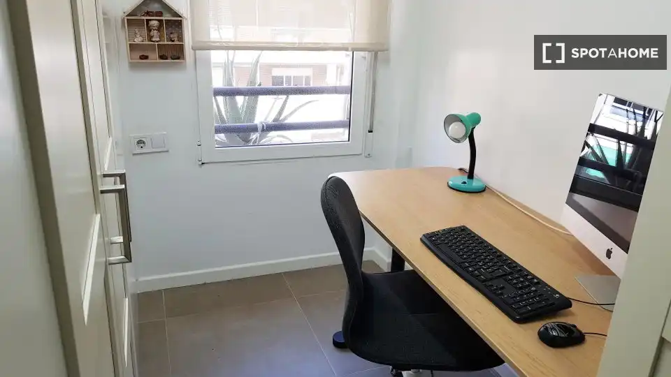 Wohnung zur Miete in Quatre Carreres, imagen 19