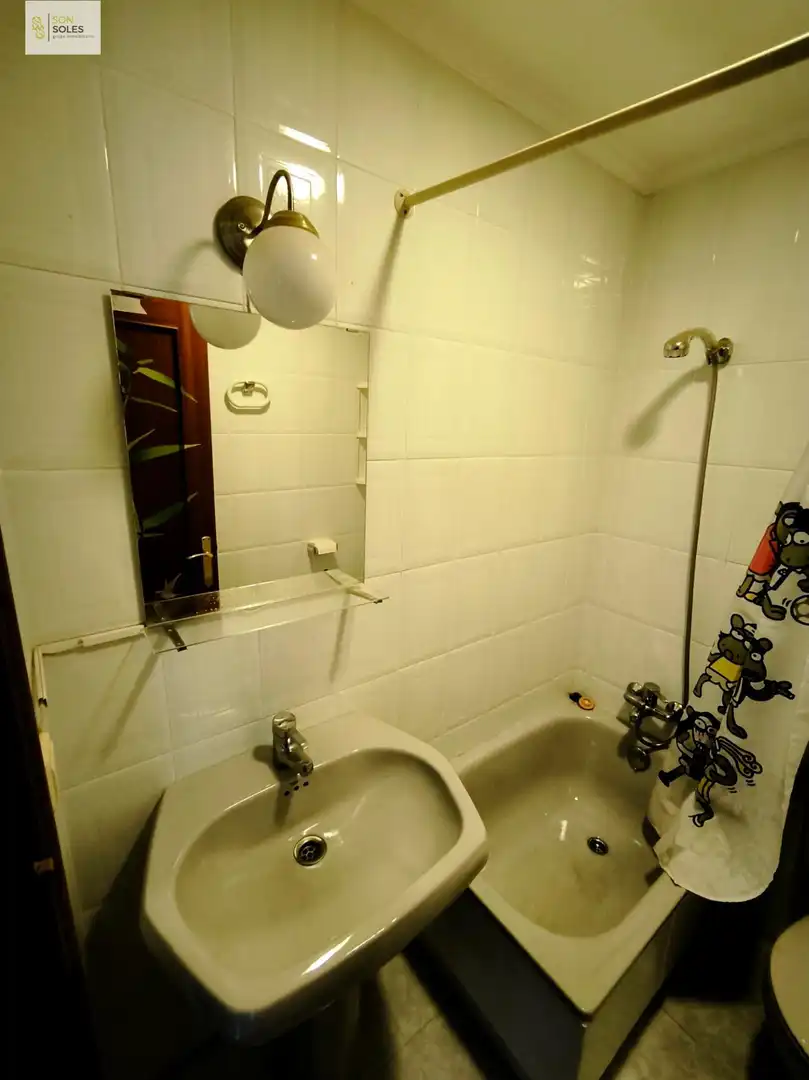 Bathroom of Flat for rent in Santander  with Heating, Parquet flooring and Terrace