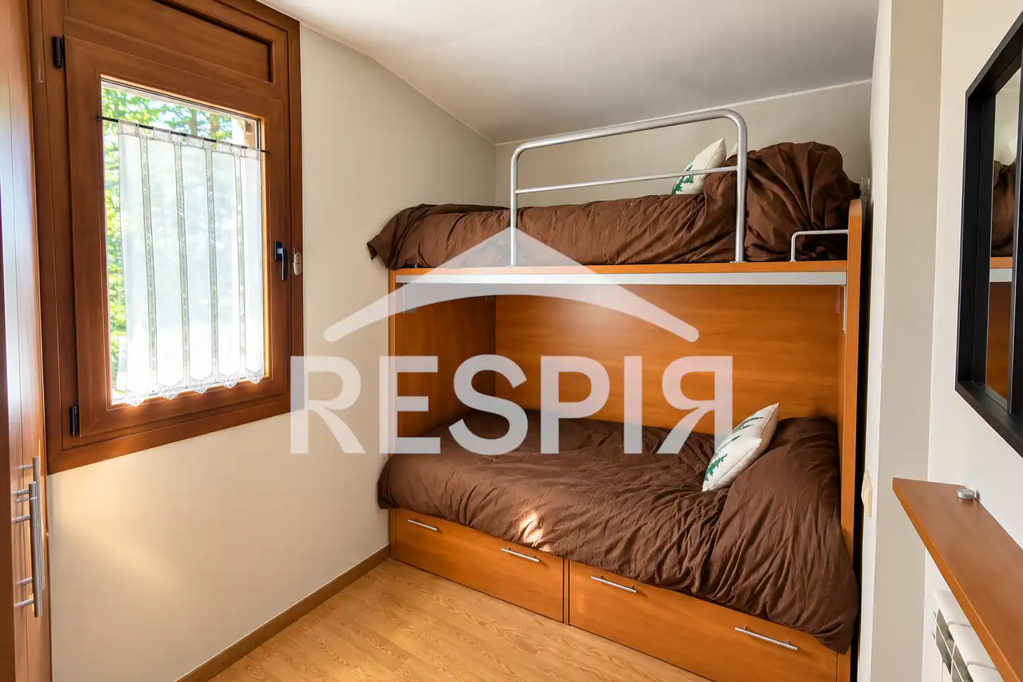 Habitación de Casa adosada de alquiler en Urús, Girona