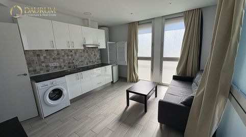 Foto 4 de Piso en venta en Avenida de la Constitución, La Espinilla - Parque Blanco, Coslada