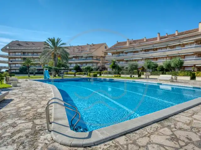 Piscina de Planta baja en venta en Calonge i Sant Antoni con Aire acondicionado, Calefacción y Jardín privado
