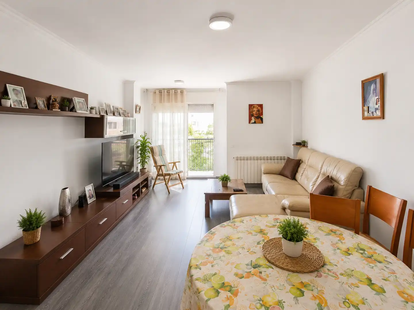 Wohnzimmer von Wohnung zum Verkauf in Terrassa mit Heizung, Parkett und Balkon