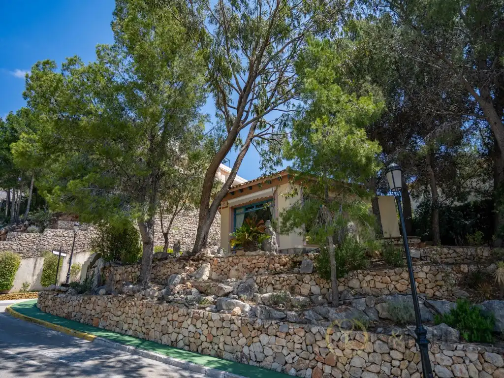 Vista exterior de Local en venta en Altea con Aire acondicionado