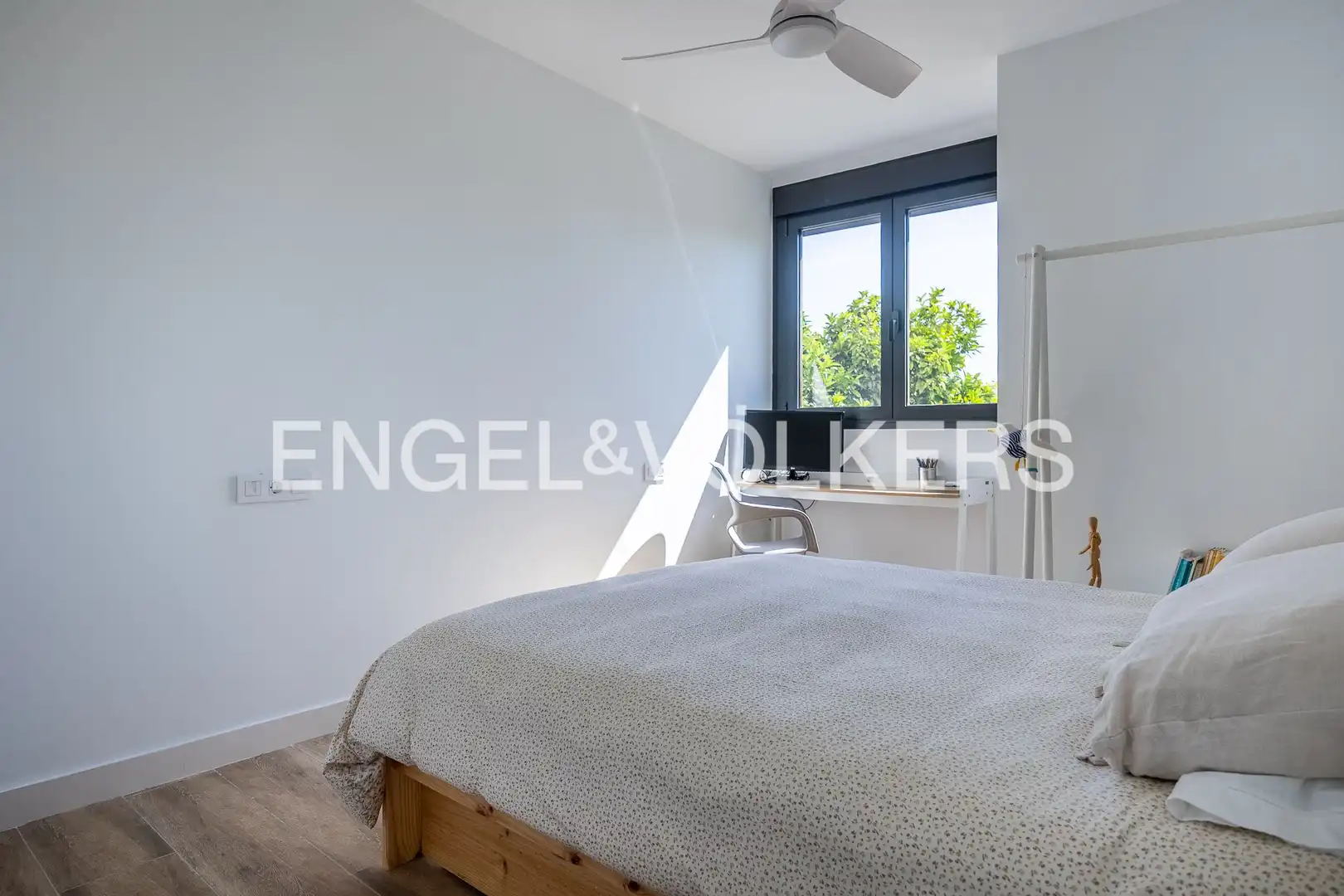 Bedroom of Duplexes for sale in Sevilla  with Air Conditioner, Heating and Terrace