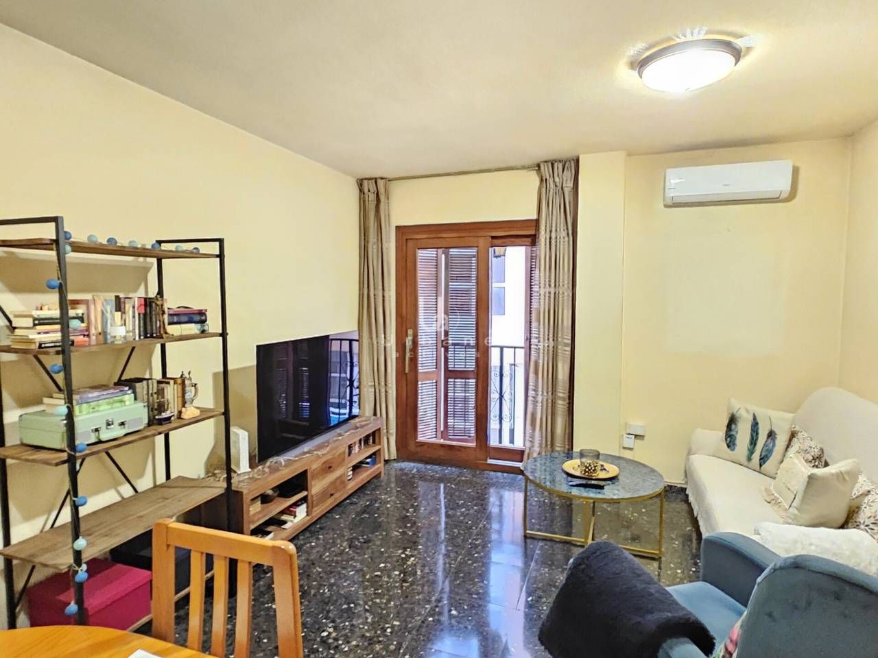 Sala d'estar de Pis en venda en  Murcia Capital amb Aire condicionat i Balcó