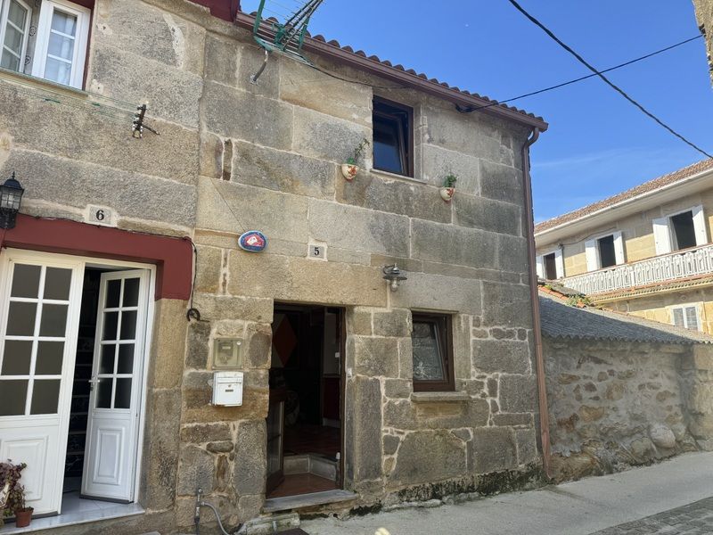 Vista exterior de Finca rústica en venda en Muros amb Moblat