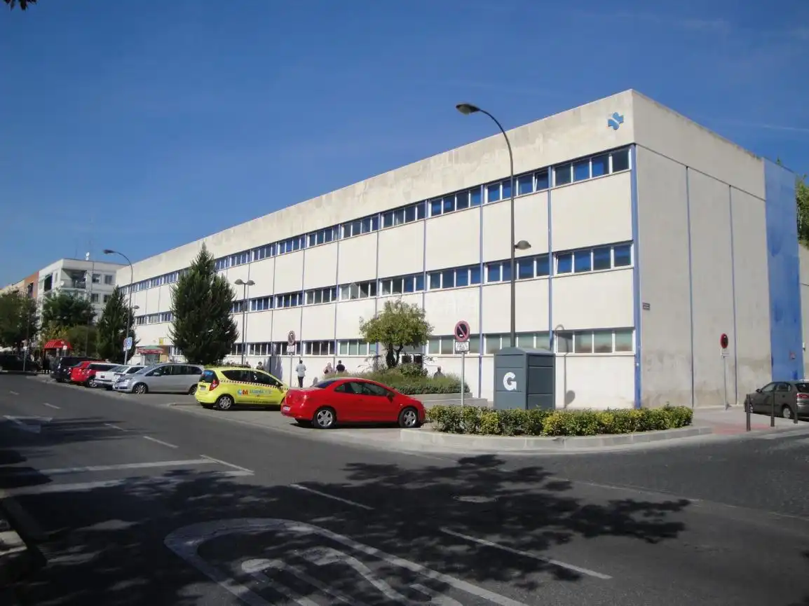 Vista exterior de Pis de lloguer en Getafe amb Calefacció