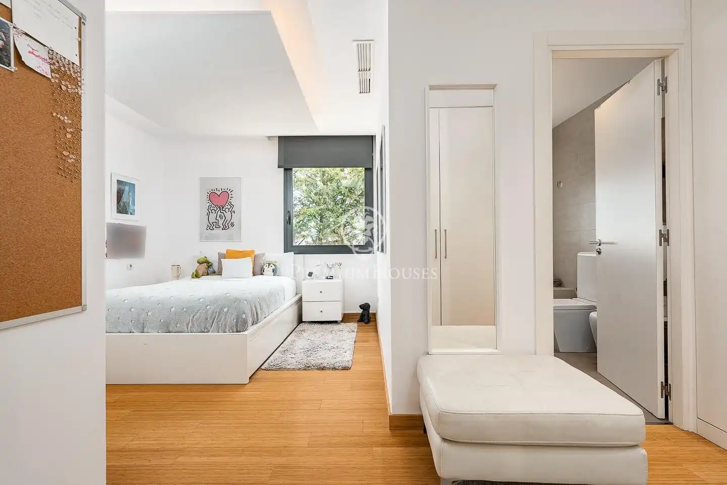 Bedroom of Houses for sale in Sant Cugat del Vallès  with Air Conditioner, Heating and Private garden