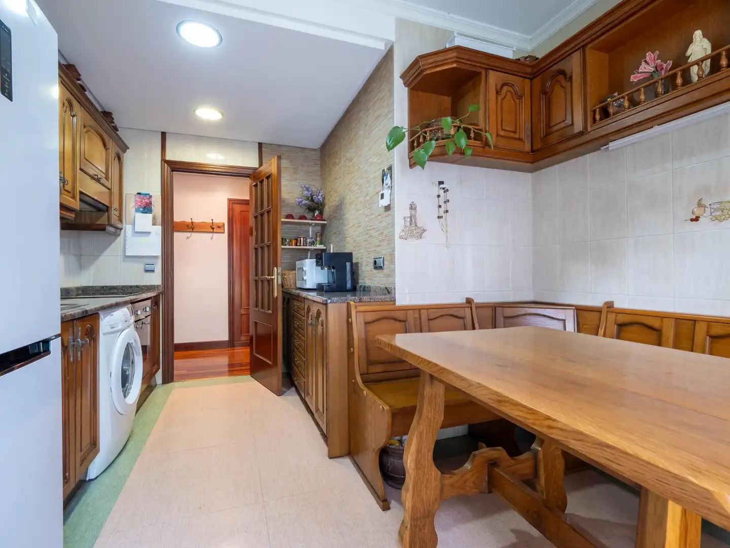 Küche von Wohnung zum Verkauf in Donostia - San Sebastián  mit Heizung, Terrasse und Abstellraum