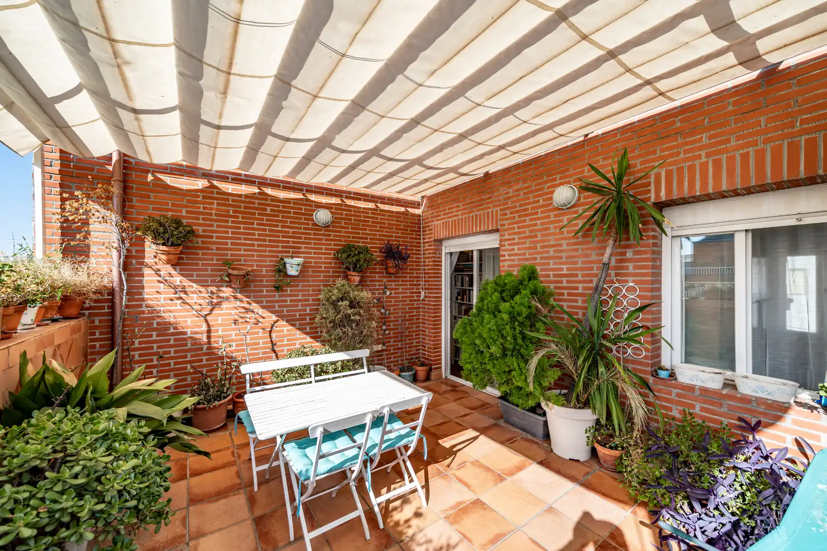 Penthouse with lift for sale in Calle de Guzmán el Bueno 38, imagen 5