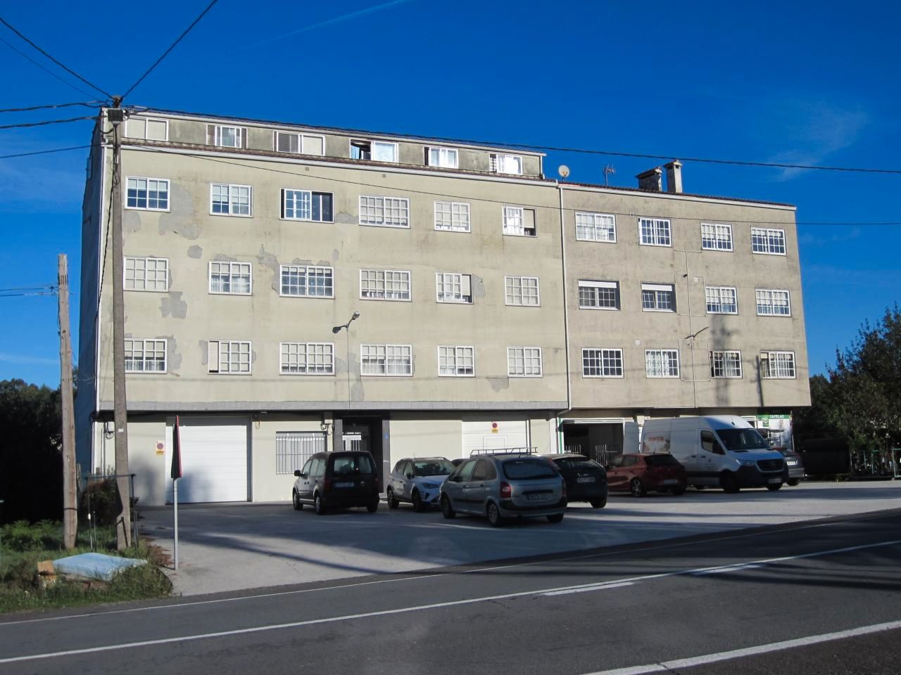 Vista exterior de Pis de lloguer en Teo amb Calefacció, Traster i Moblat