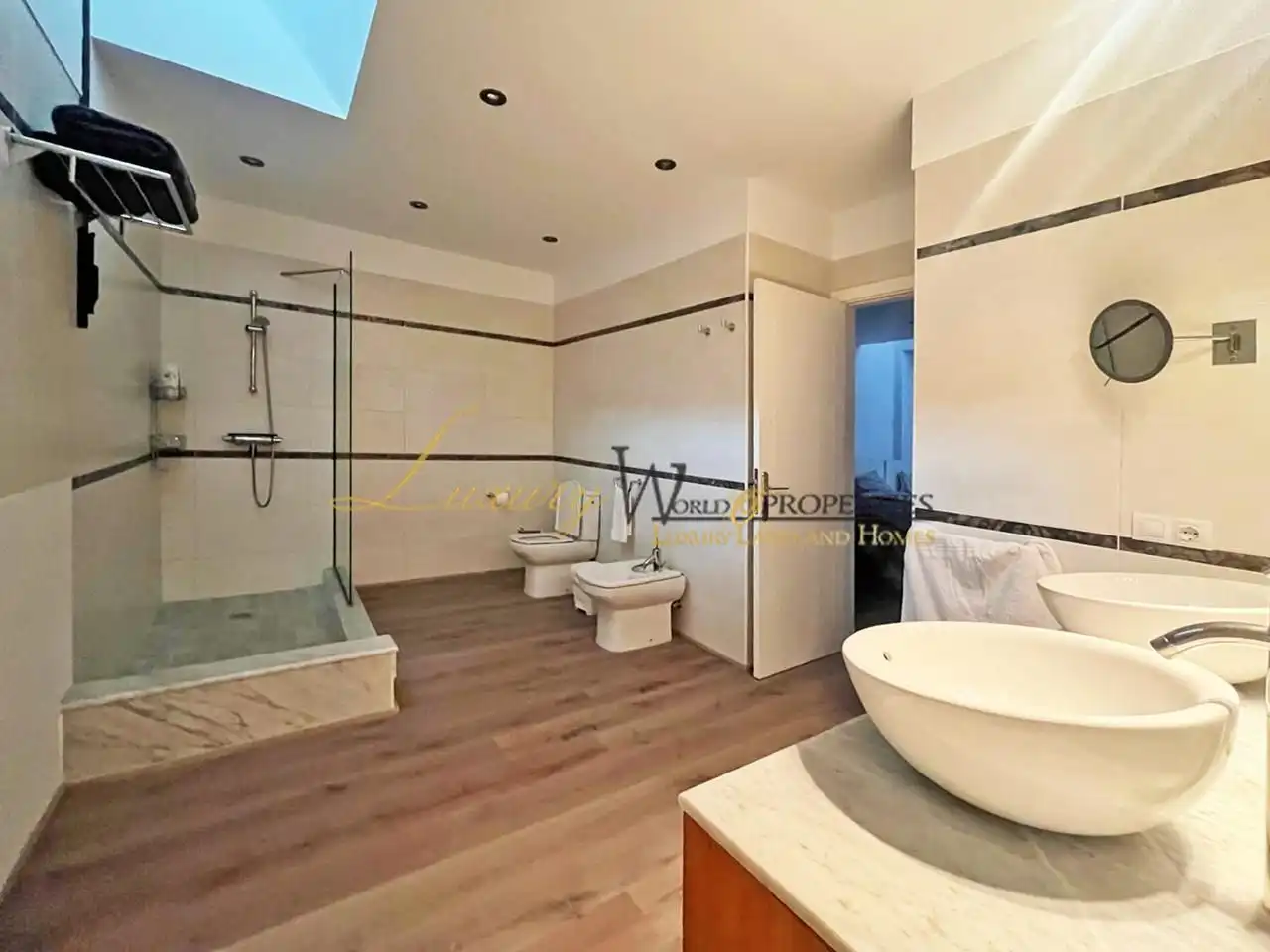 Bany de Casa o xalet en venda en Santiago del Teide amb Aire condicionat, Terrassa i Piscina