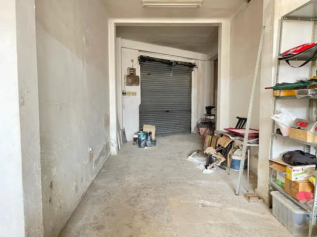 Gewerbefläche zum Verkauf in Centro, imagen 3