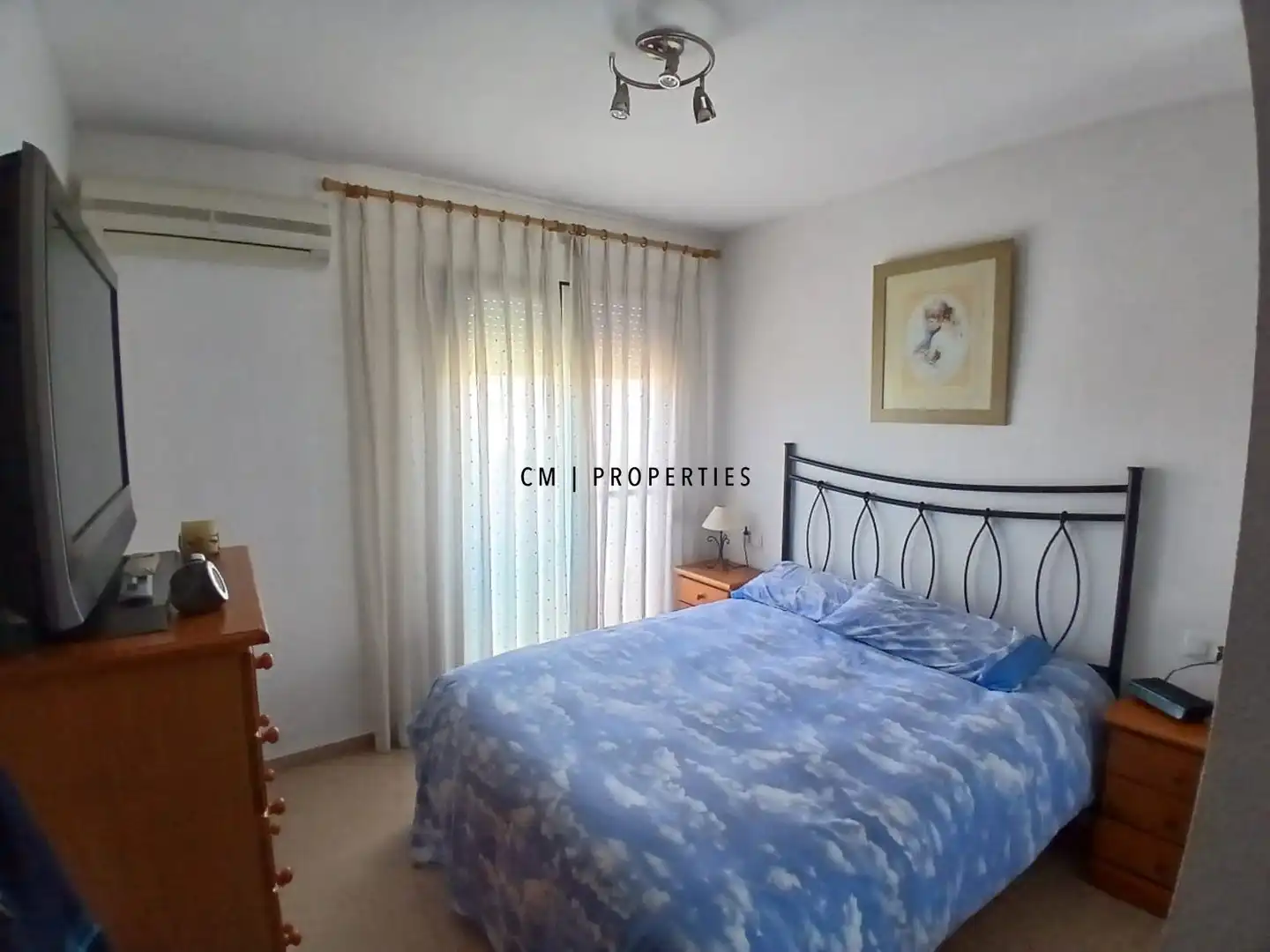 Habitación de Piso de alquiler en Valencia con Aire acondicionado, Calefacción y Amueblado