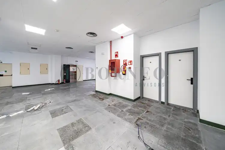 Office for rent in Virgen del Cortijo - Manoteras