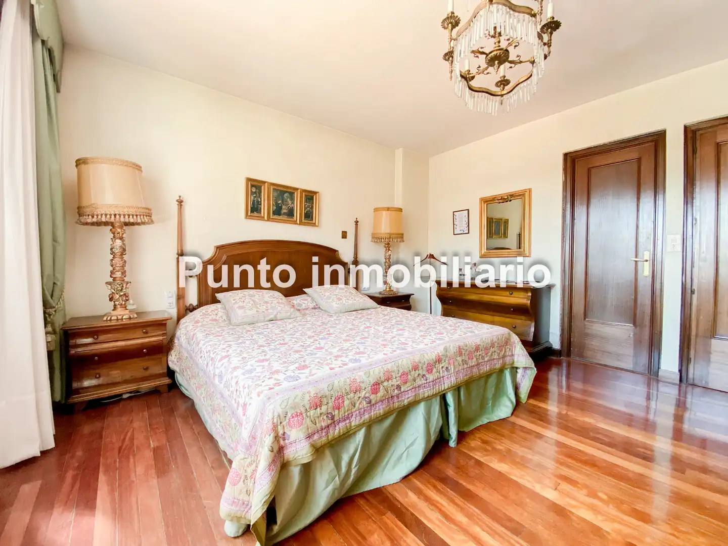Dormitori de Pis en venda en Valladolid amb Calefacció, Parquet i Terrassa