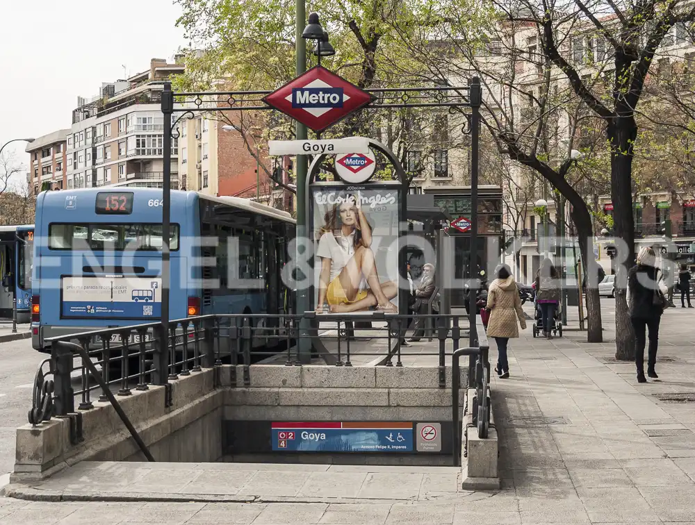 Exterior view of Flat for rent in Madrid  with Air Conditioner, Heating and Furnished