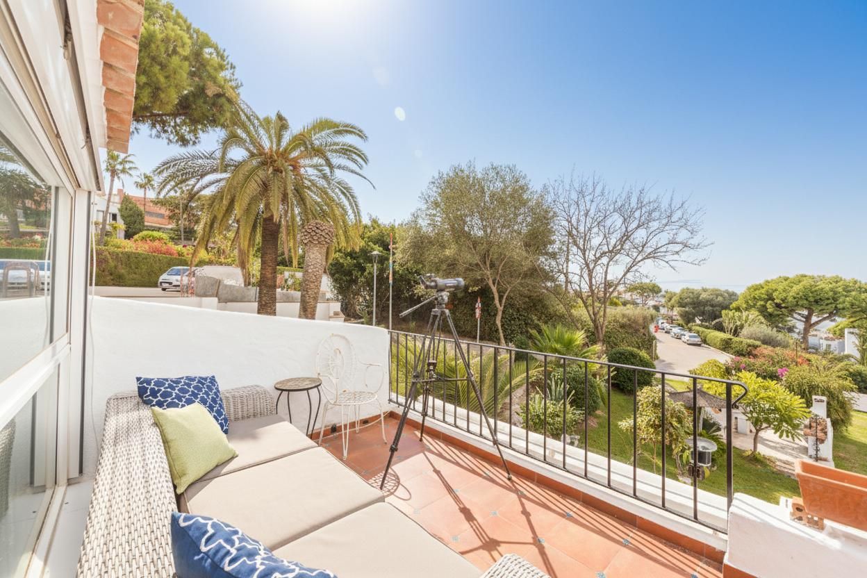 Terrace of House or chalet for sale in Casares  with Air Conditioner, Heating and Private garden