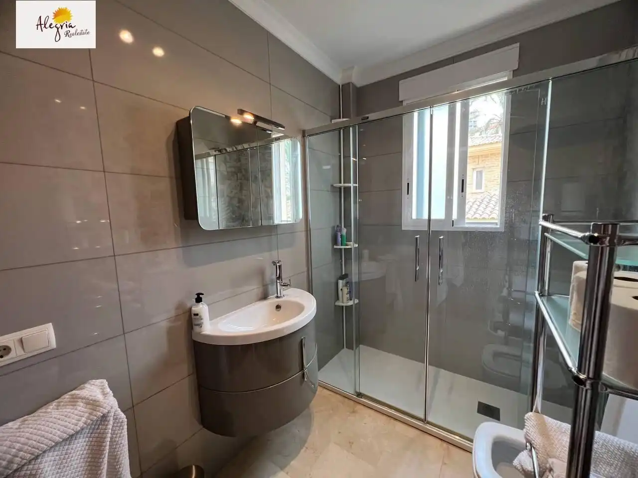 Baño de Casa o chalet en venta en Cullera con Aire acondicionado, Calefacción y Jardín privado