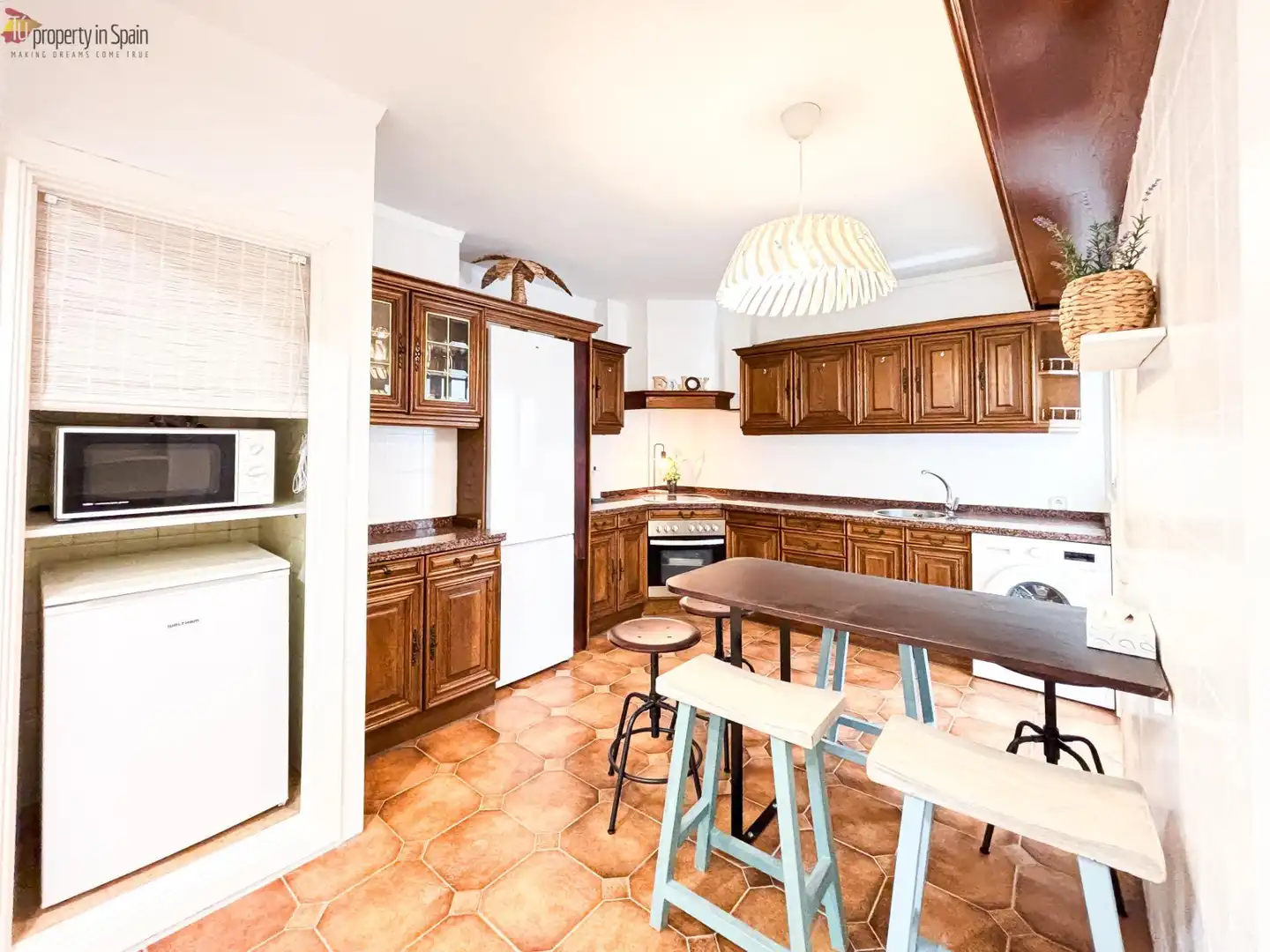 Habitación en ANGEL LOZANO, Barrio del Centro