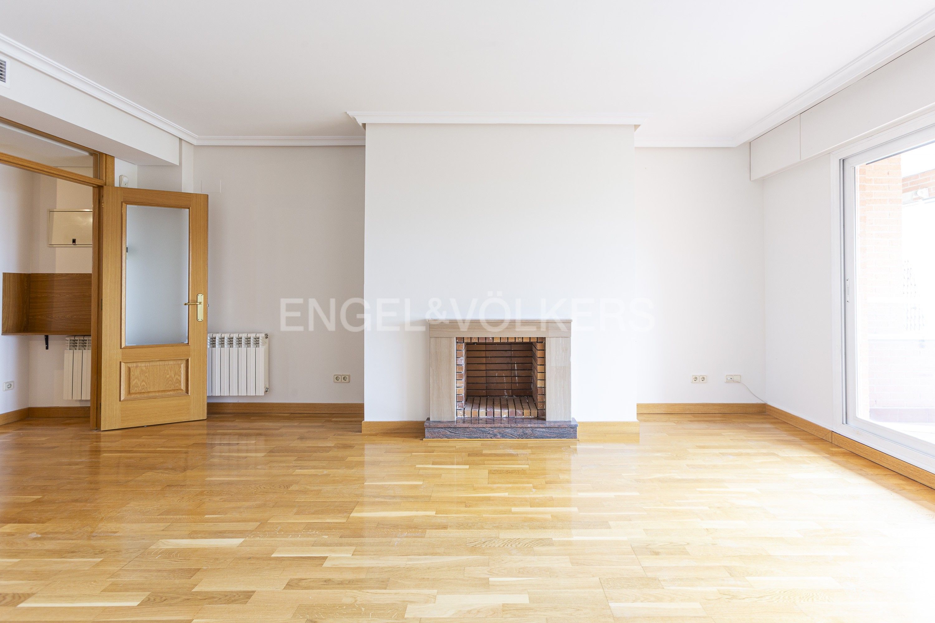 Sala d'estar de Apartament de lloguer en Pozuelo de Alarcón amb Aire condicionat, Calefacció i Parquet