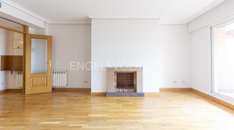 Foto 3 de Apartament de lloguer a Calle Terral, Prado de Somoaguas, Pozuelo de Alarcón