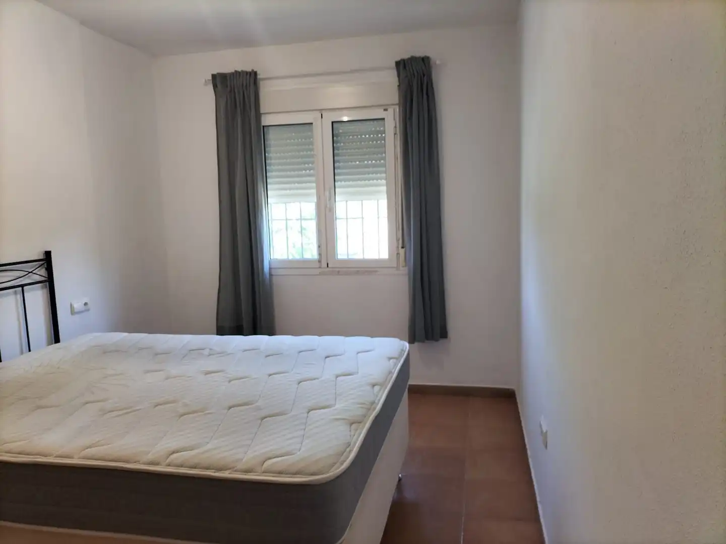 Schlafzimmer von Country house zur Miete in Málaga mit Klimaanlage