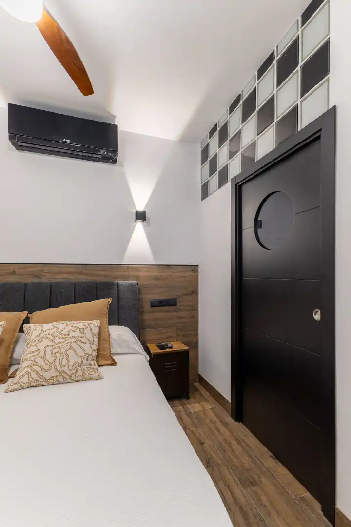 Habitación de Apartamento de alquiler en Madrid con Aire acondicionado, Calefacción y Amueblado