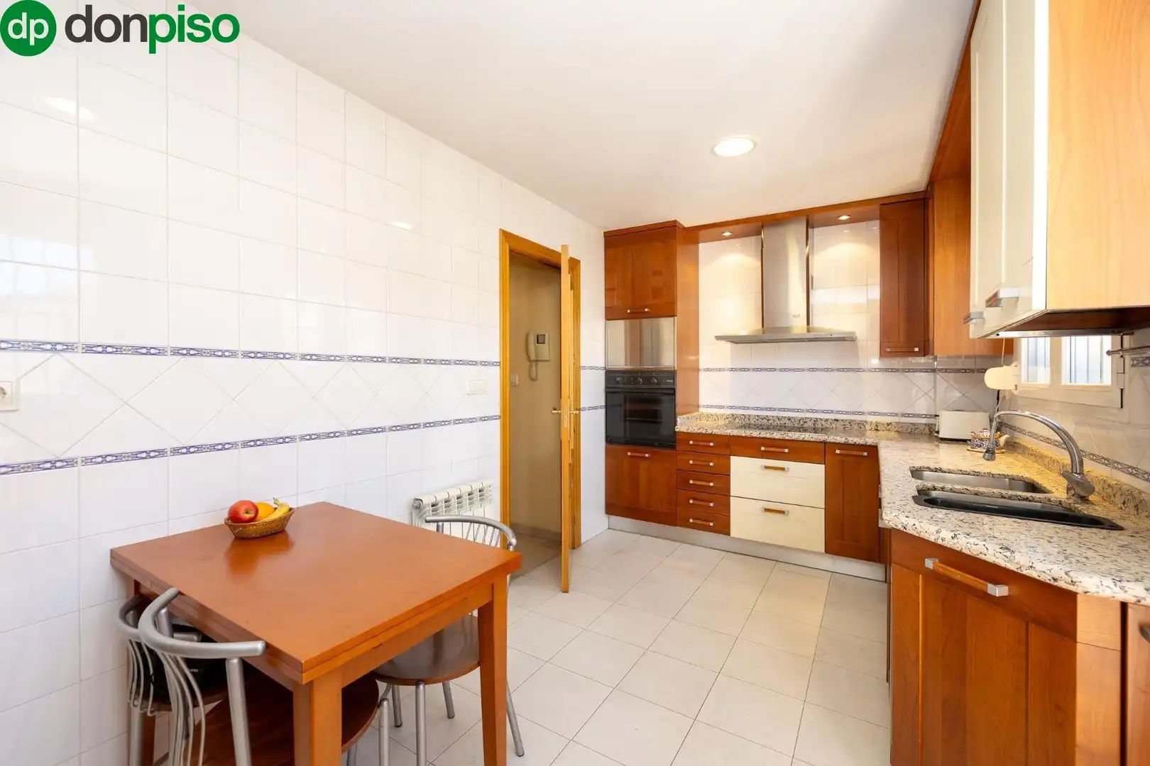 Kitchen of Detached homes for sale in Granada  with Heating, Terrace and Balcony
