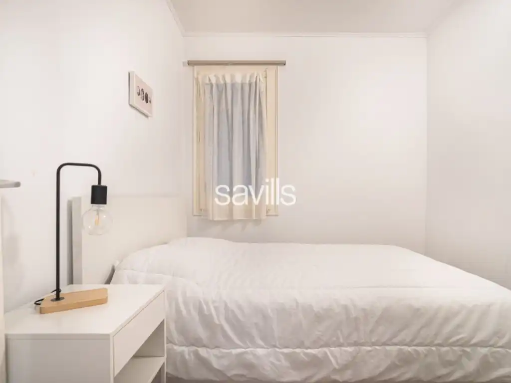 Schlafzimmer von Wohnungen zum Verkauf in Barcelona mit Möbliert und Balkon