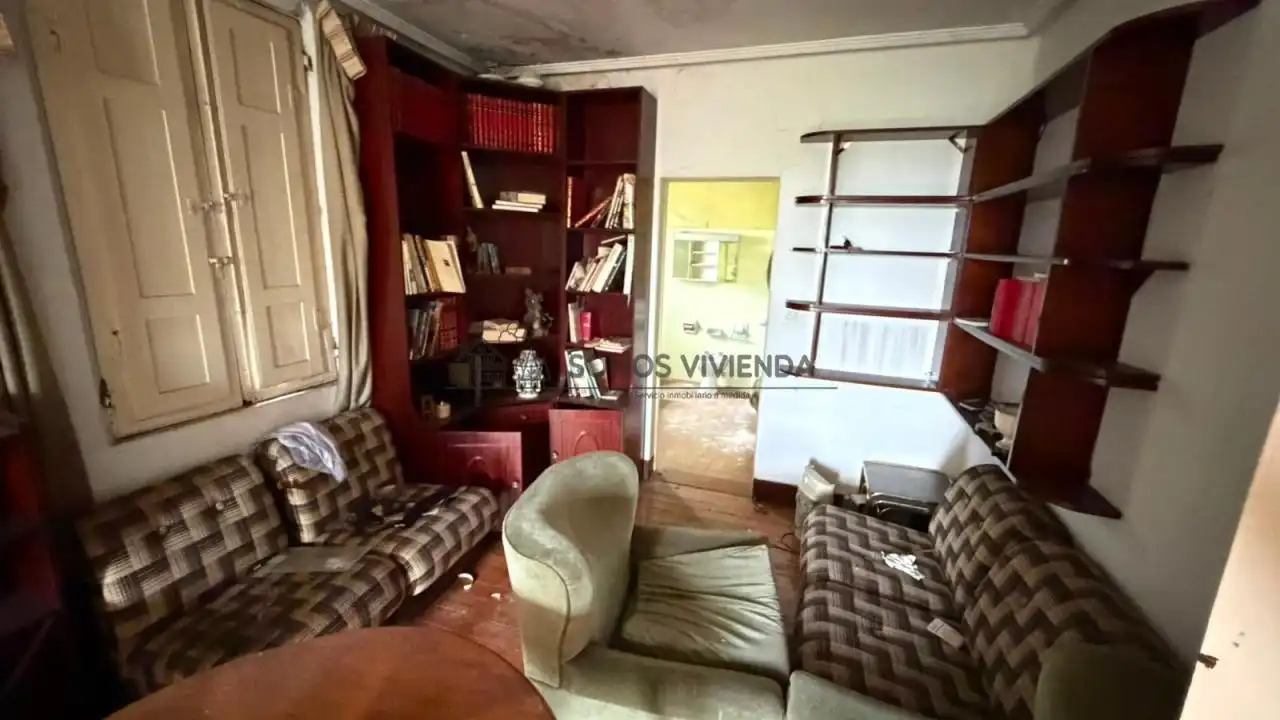Sala d'estar de Casa o xalet en venda en Ourense Capital  amb Jardí privat