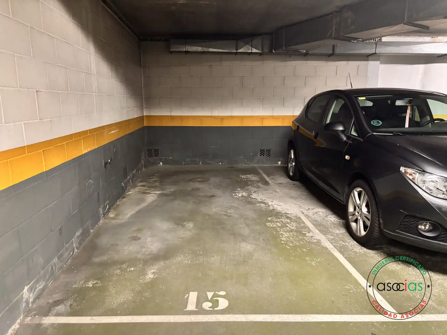 Aparcament de Garatge en venda en Oviedo 