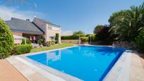 Piscina de Casa o xalet en venda en Villanueva del Pardillo amb Aire condicionat, Piscina i Balcó